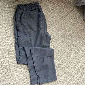 Figs gray yola scrub pants size small